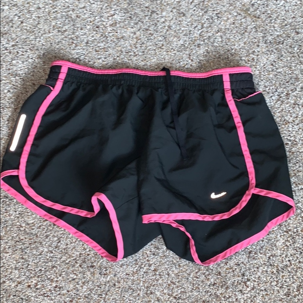 Nike women’s running shorts